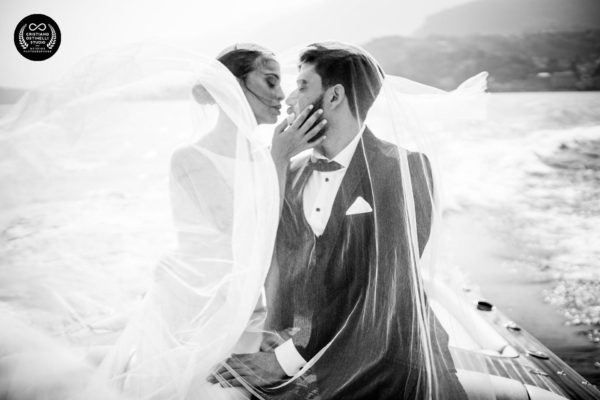 34-Lake Como Wedding photo - on the boat - shoot 5